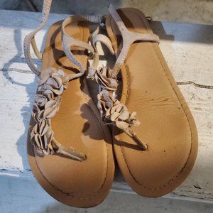 Charlotte Russe Size 8 Beige Floral Sandals